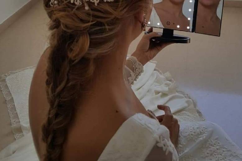 Maquillaje y peinado de novia
