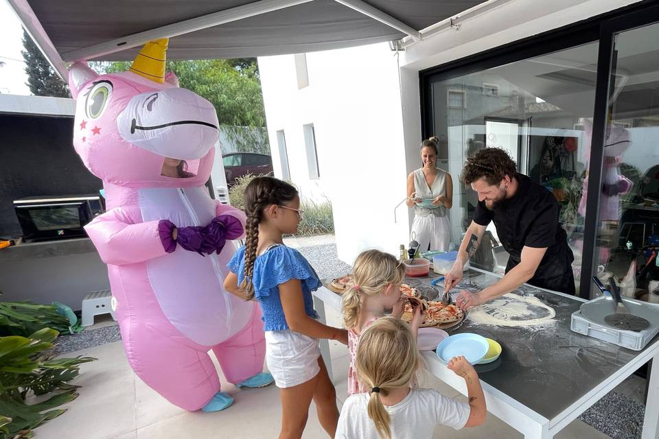 Pizza, Niños y unicornio )