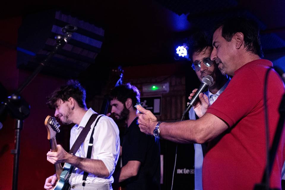 ¿Quieres cantar?