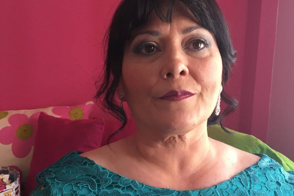 Maquillaje de madre de la novia