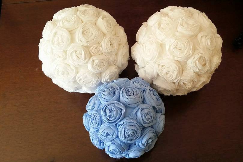 Pomanders blancos y azules