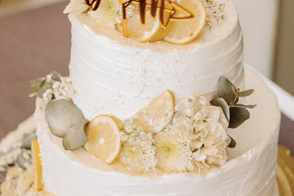 Tarta con toques fresco