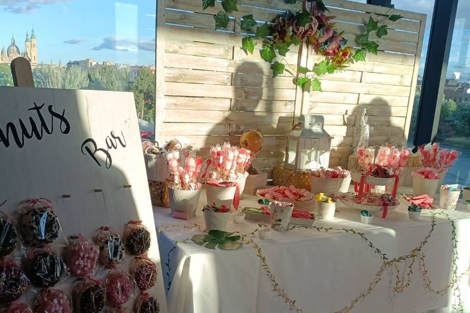 Mesa con donut bar