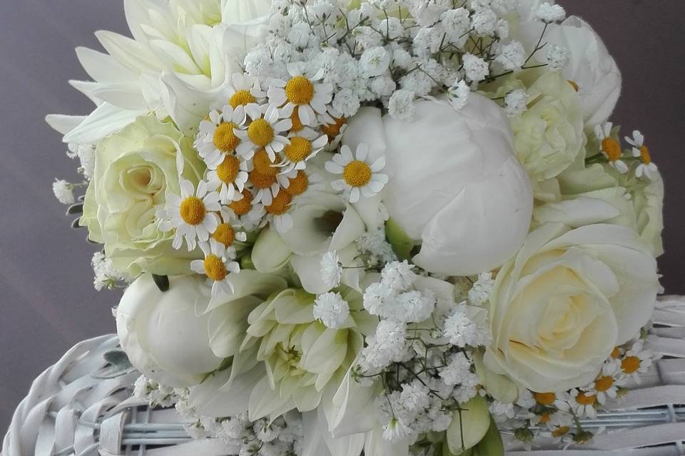 Bouquet blanco compacto