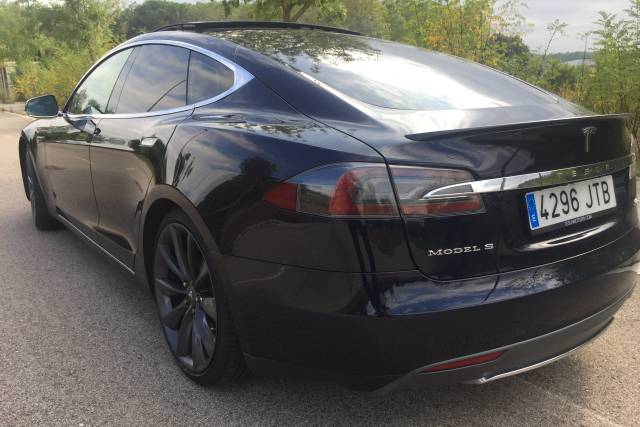 Tesla Model S