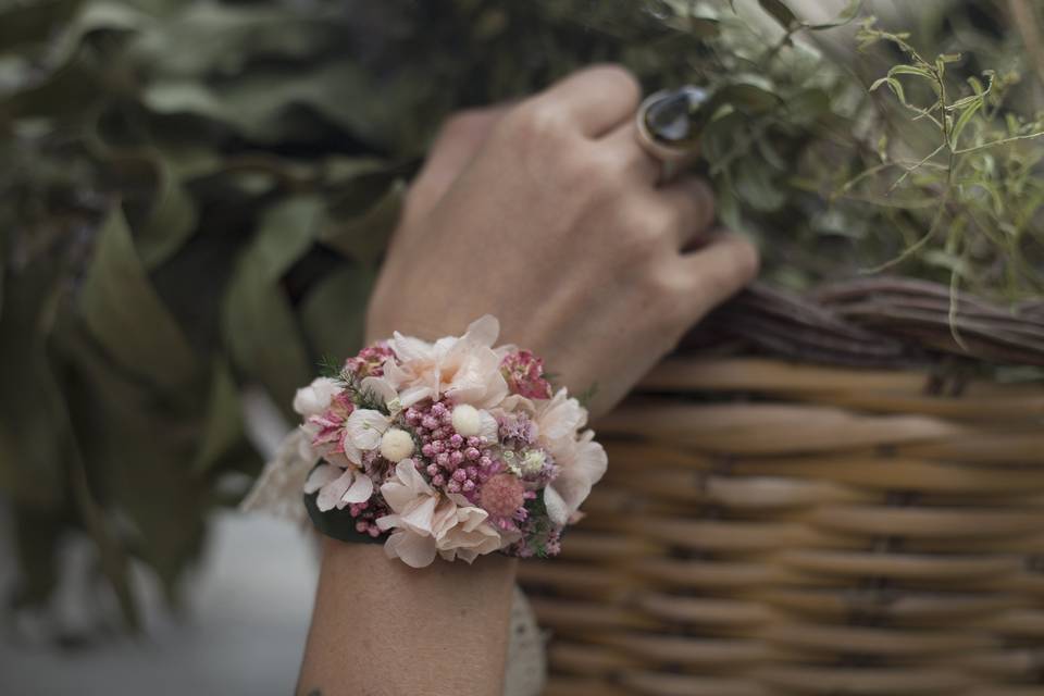 Pulsera floral