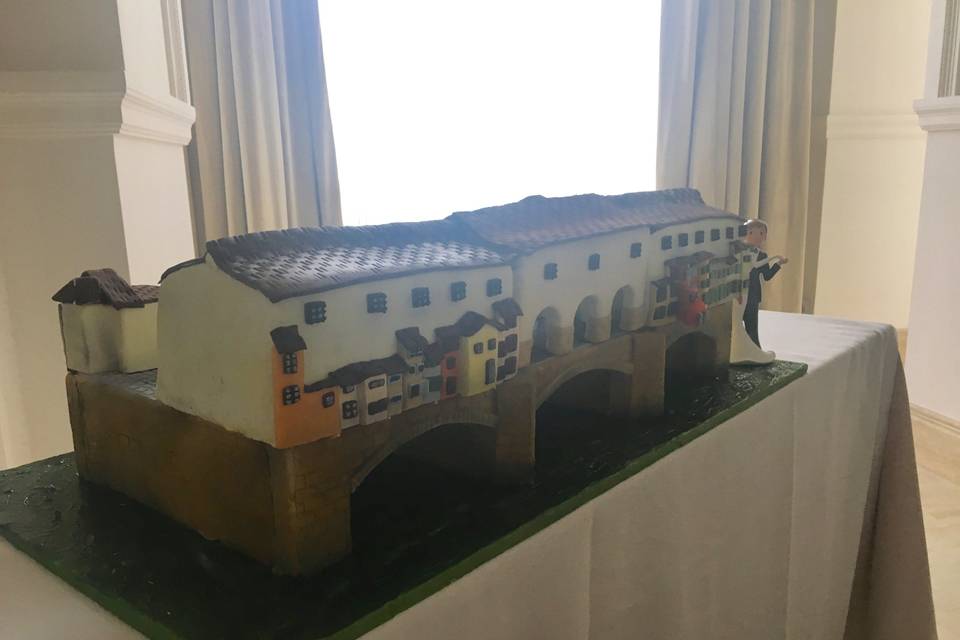 Ponte vecchio wedding cake