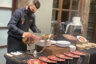 Pedro Ortega - Cortador de jamón 1