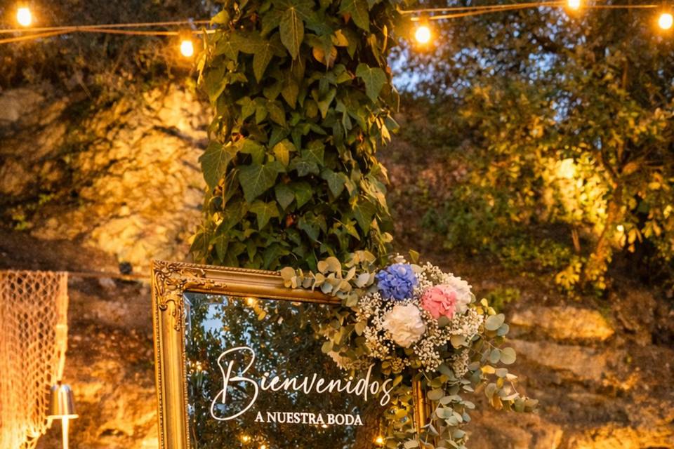 Espejo bienvenida