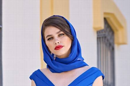 Vestido midi drapeado azul