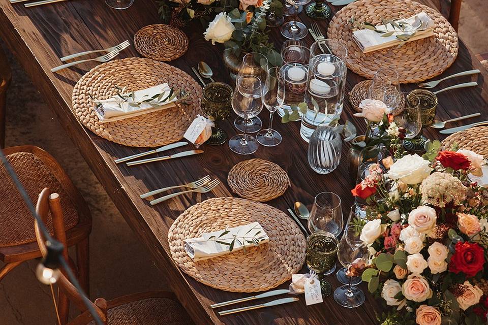 Dinner table design