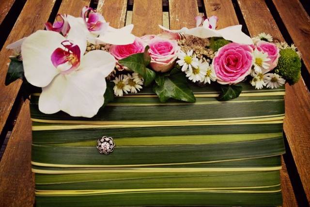 Original bolso de flores.