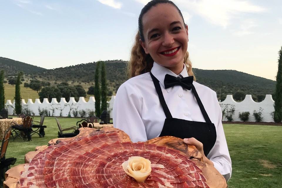 Raquel Acosta - Cortadora de jamón