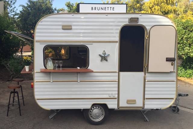 Brunette Caravan