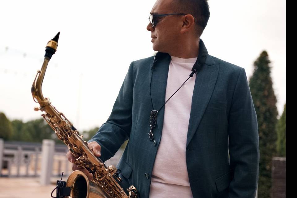 Luis Herrera sax