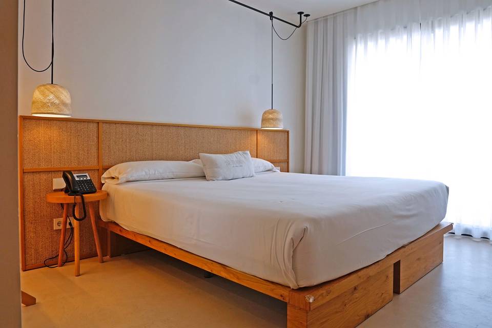 Cama