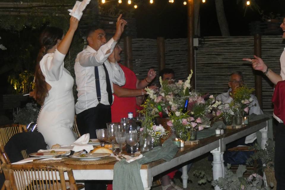 Baile mesa novios
