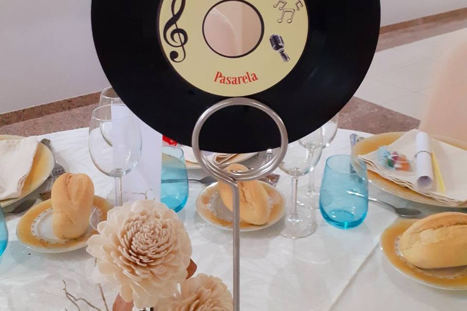 Mesero vinilo personalizado