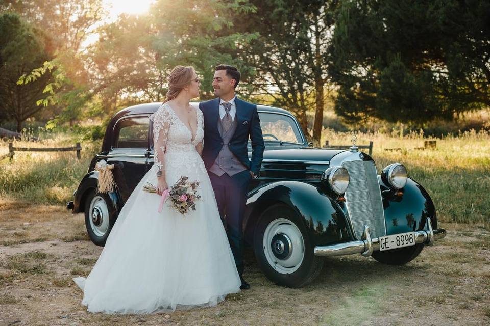 Novios en boda y fotos