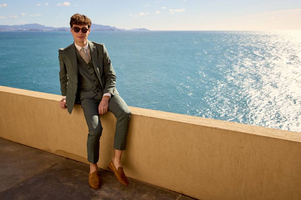 Traje verde tilo