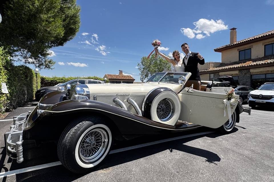 Novios coche