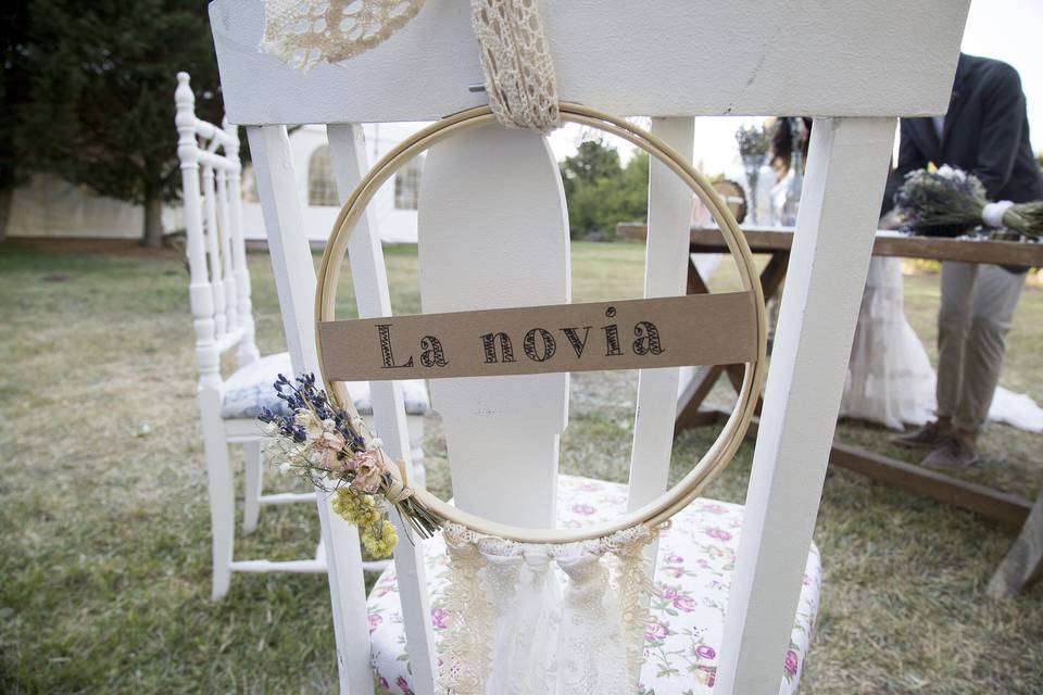 Detalle de sillas nupciales