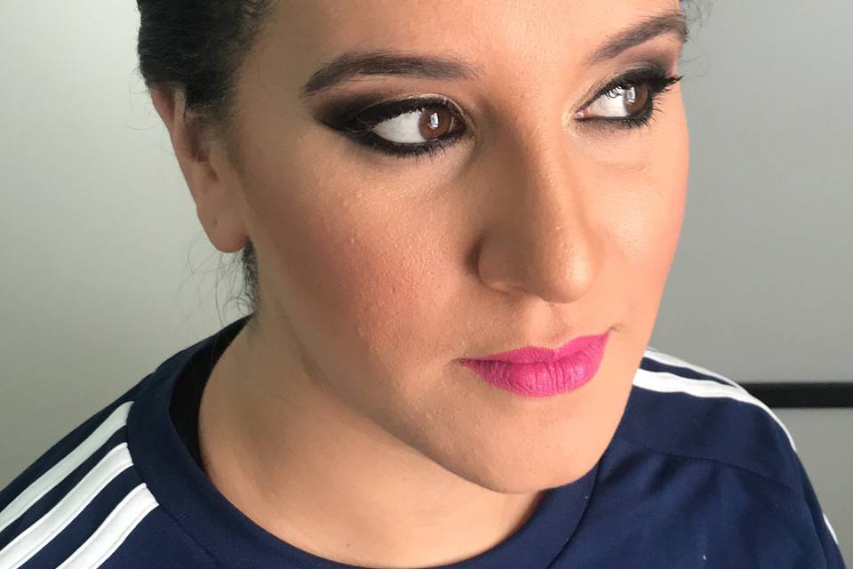 Alejandra Echevarría Makeup