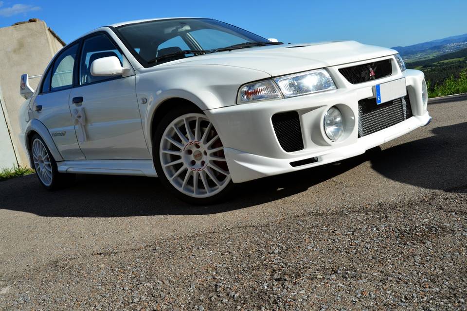 Mitsubishi Lancer Evo V