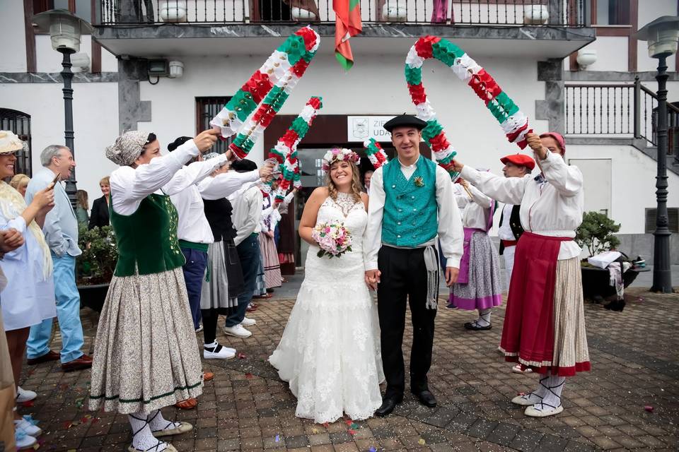 Salida de los novios