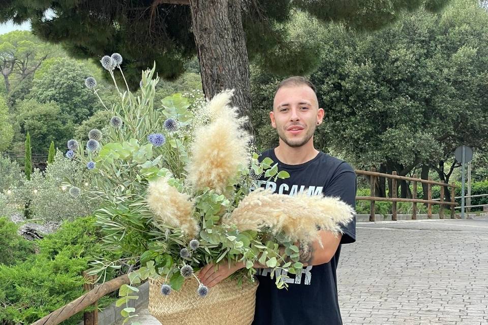 Cesta con pampas