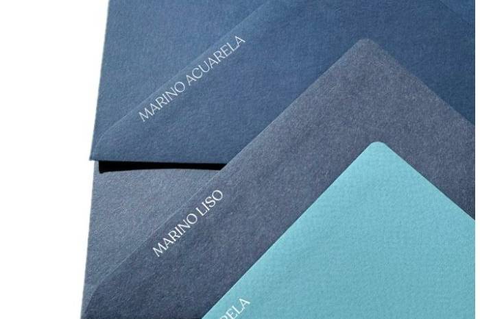 SOBRES AZULES