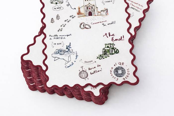 INVITACIÓN CON FORMA