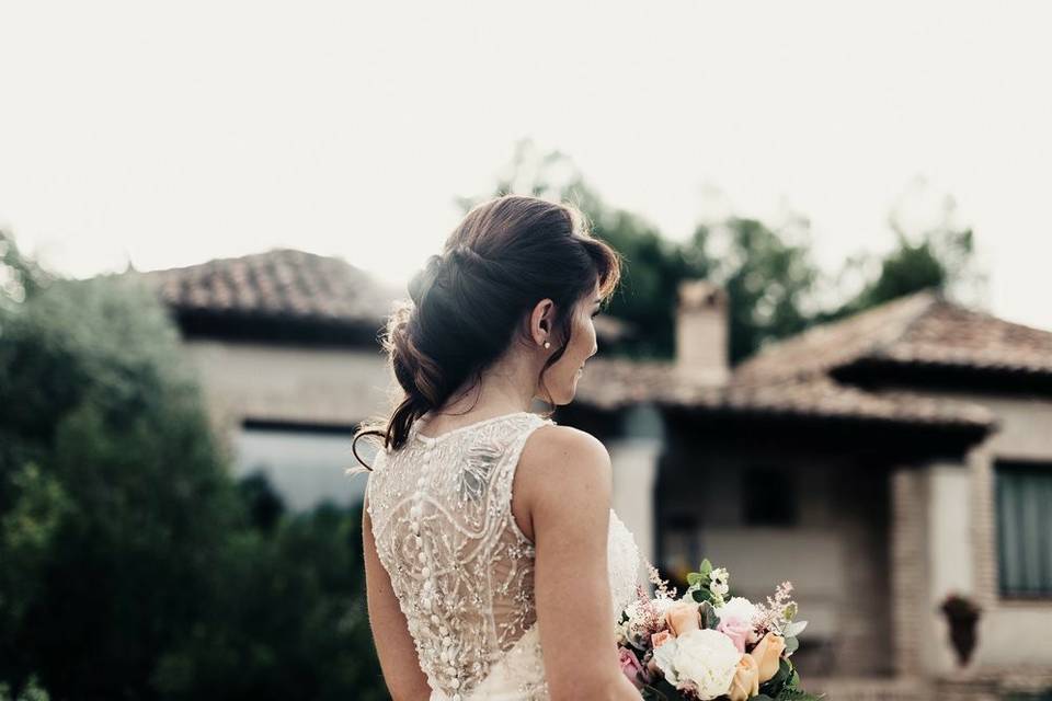 Maquillaje y peinado de novia