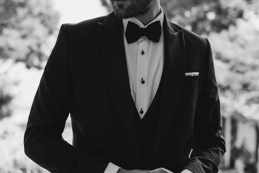 Novio: traje y pajarita