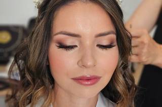Kyrana Gallego - Maquillaje y peluquería para novias