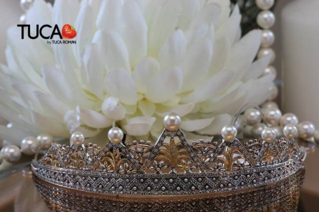 Diadema vintage con perlas
