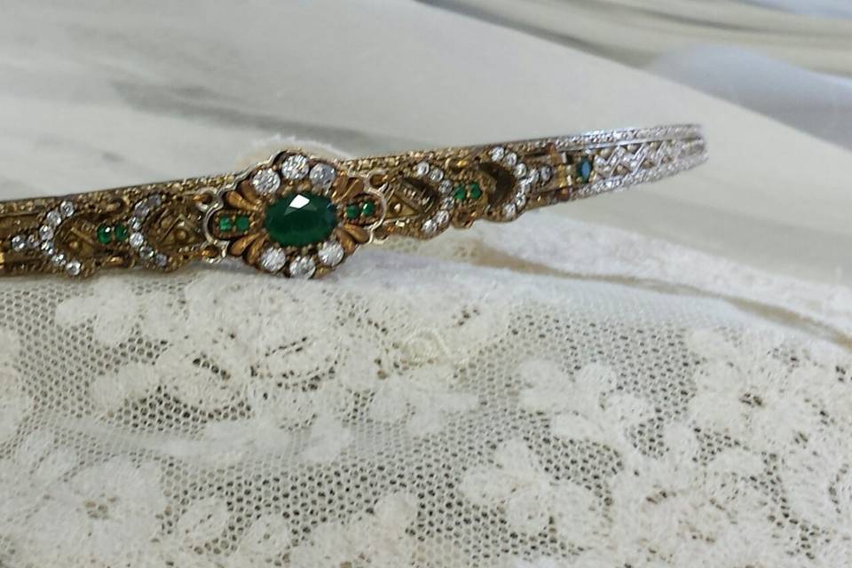 Diadema vintage esmeraldas