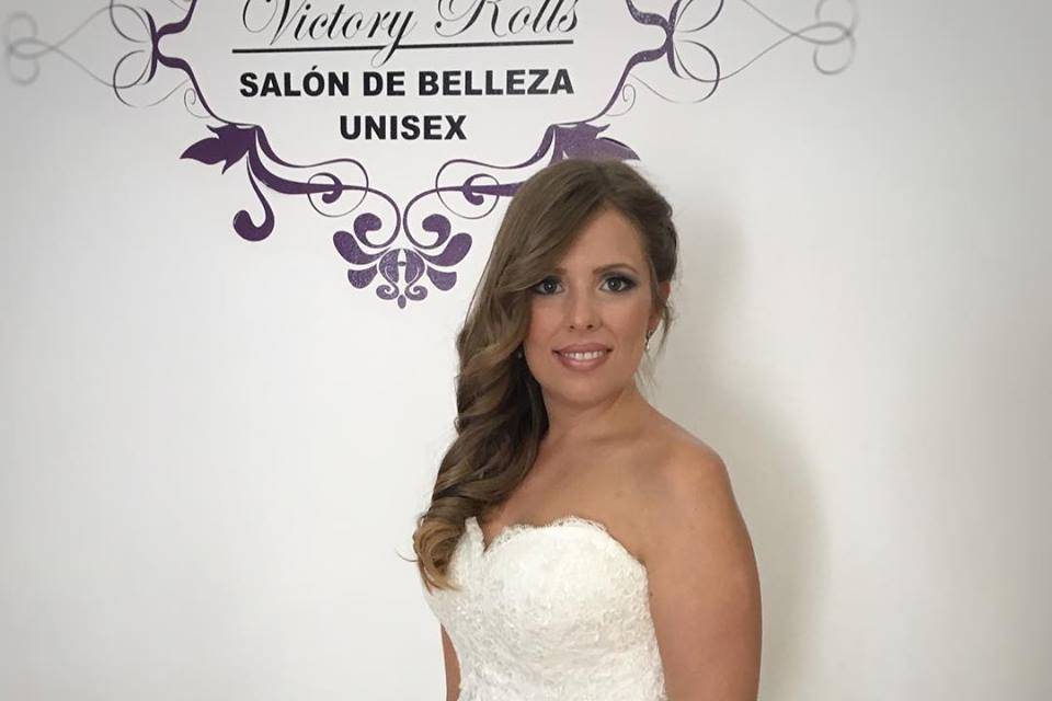 Maquillaje y peinado postboda