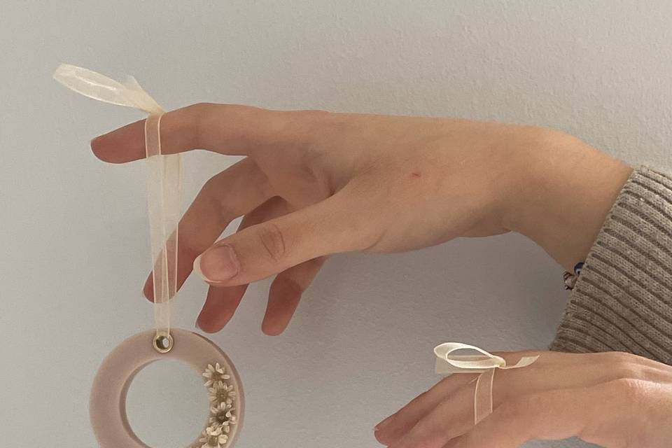 Wax bar