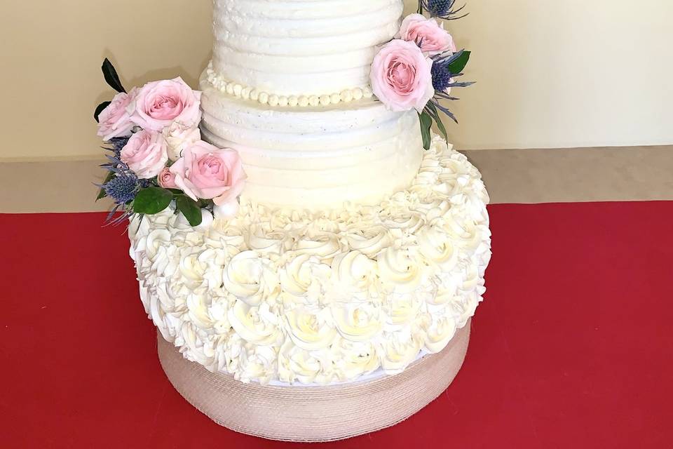 Tarta de boda a tres alturas