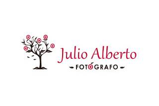 Julio alberto logotipo