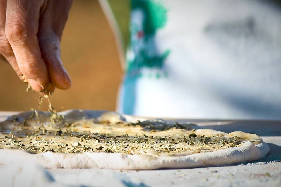 Dressing focaccia