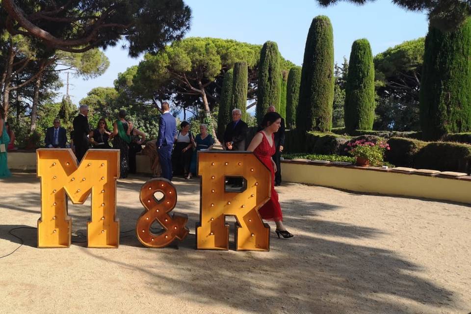 Letras con luz bcn letters