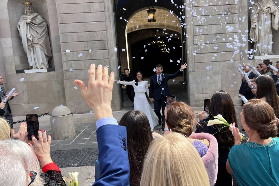 Salida de los novios