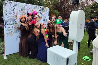 Enfoca Eventos - Fotomatón y Plataforma 360