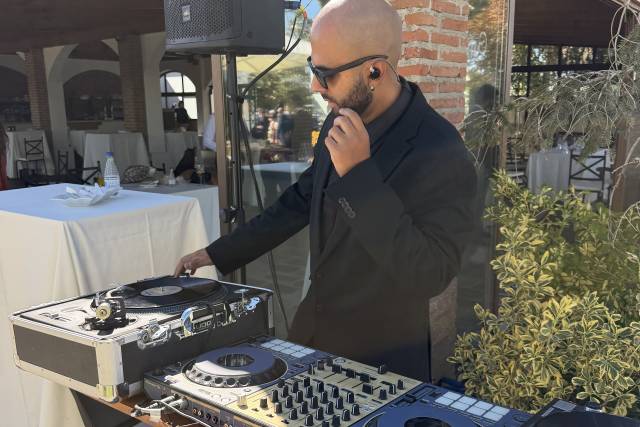 DJ Chairo | La boda de tus sueños
