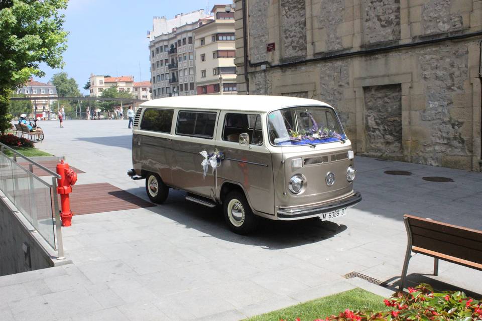 Iñaki Hazen - Volkswagen T2 Luxe