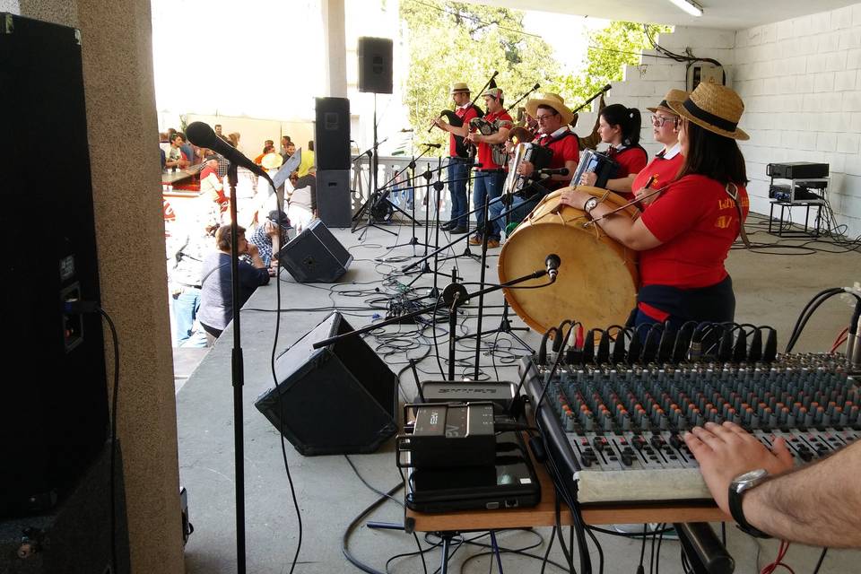 Sonorizando en la iglesia