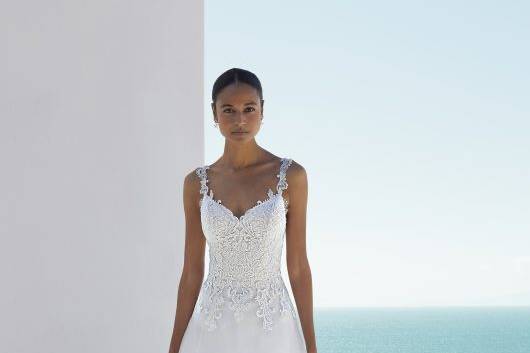 L990  - Vestido de novia