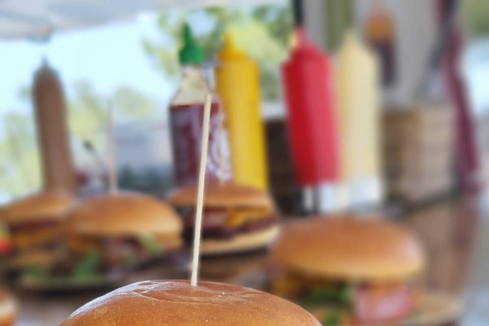 Más hamburguesas